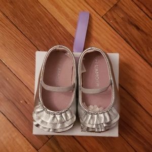 🆕️L'Amour Silver Baby Shoes 2 NWT